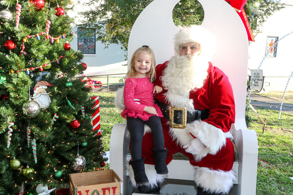 Winter Carnival _ Santa 11-24-19-8512.JPG